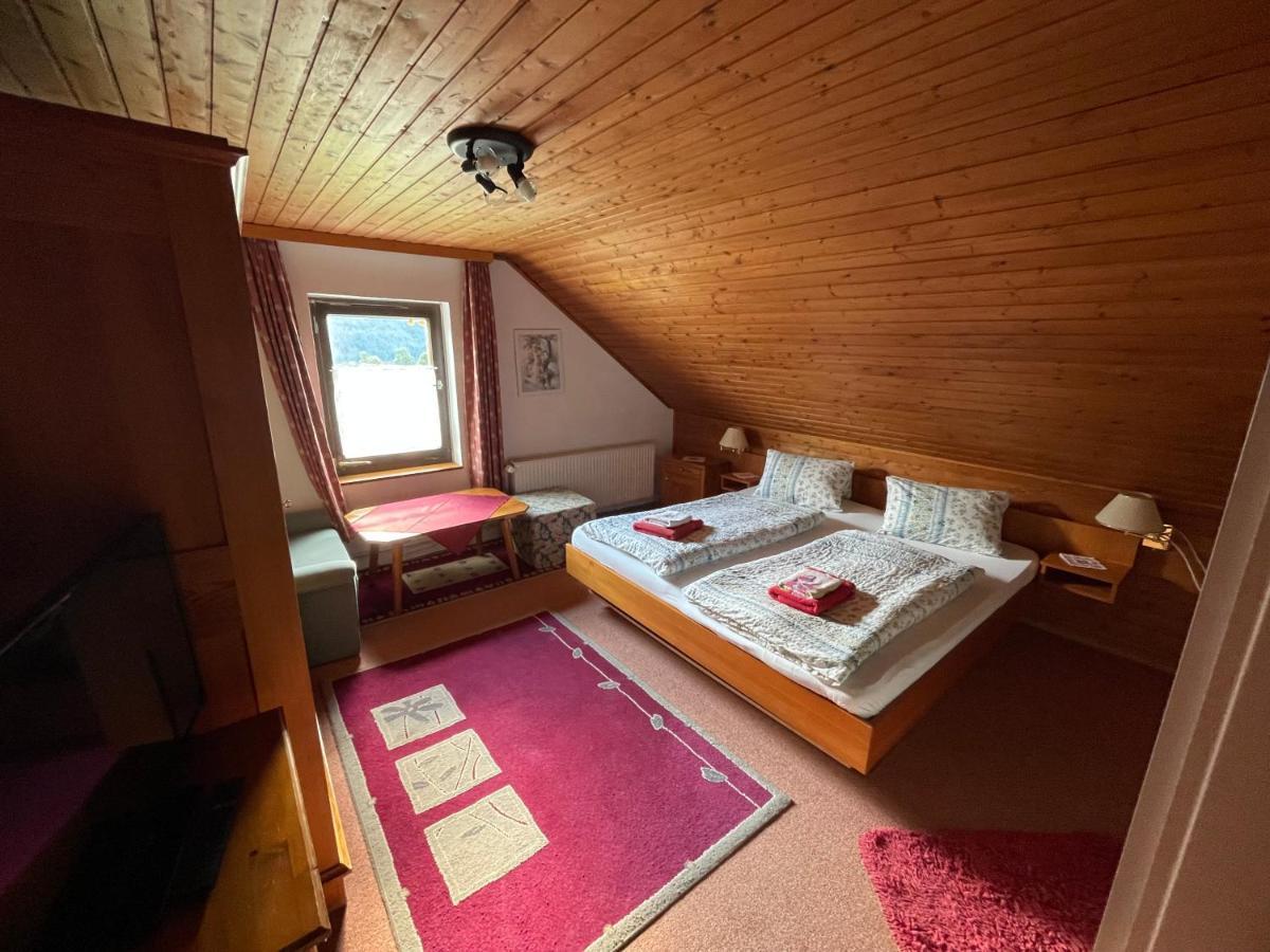 Haus Schwarzenbach Apartman Weißbriach Kültér fotó