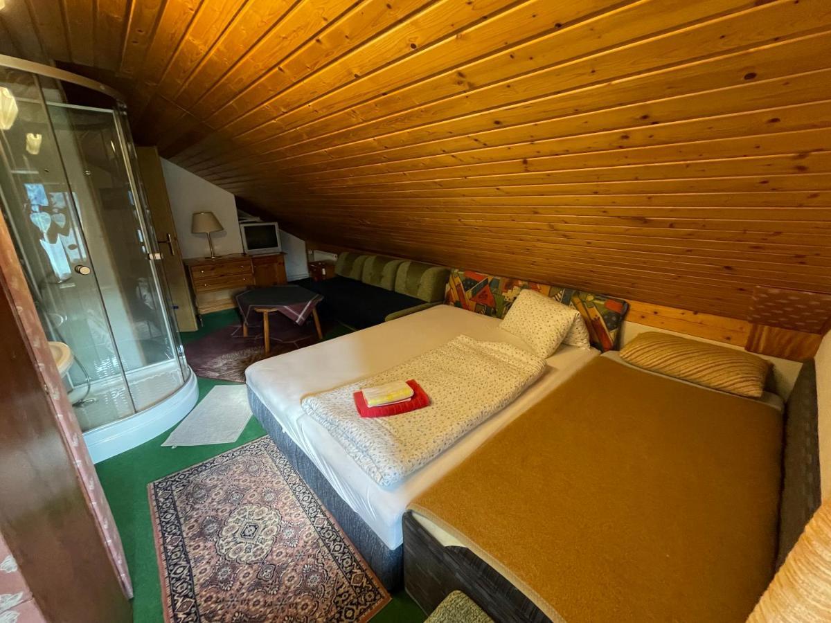 Haus Schwarzenbach Apartman Weißbriach Kültér fotó